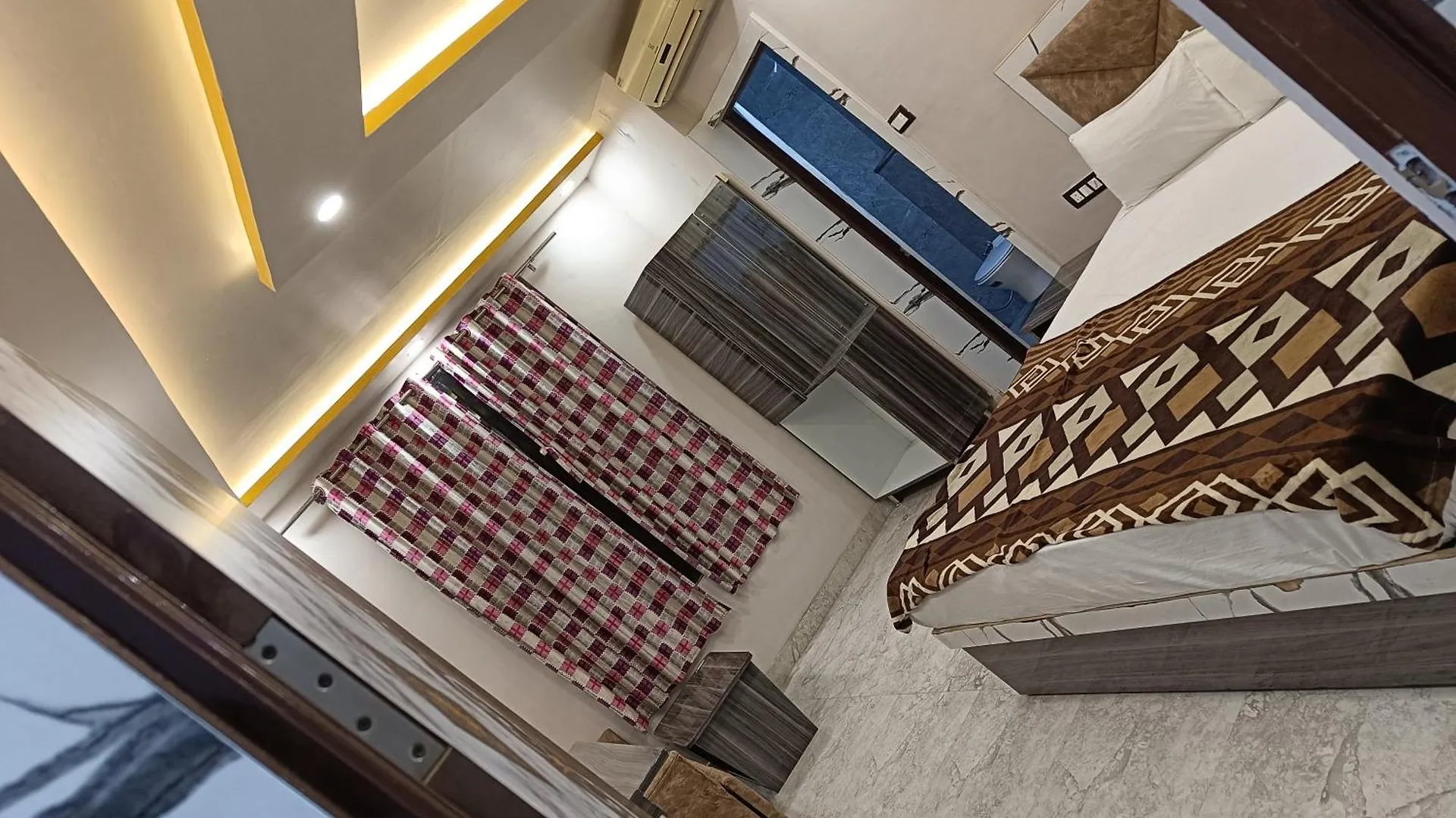 Hotel Pragya International Varanasi