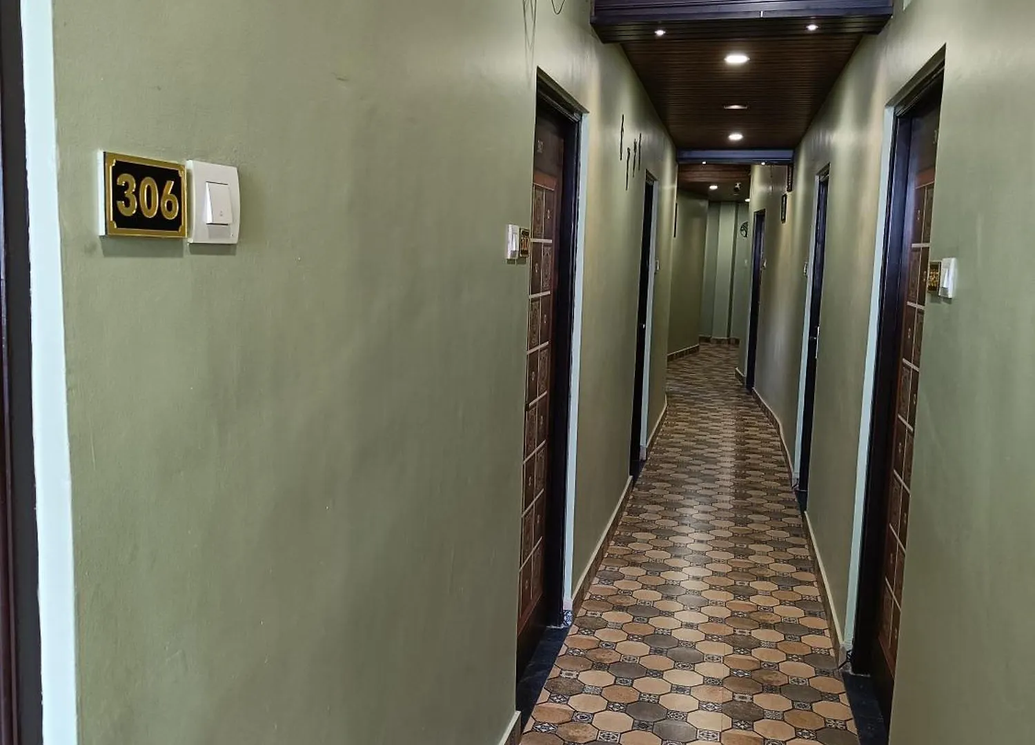 Hotel Pragya International Varanasi